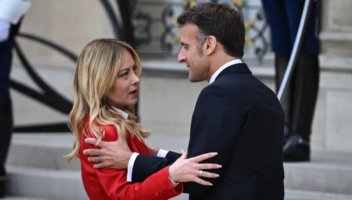 Giorgia Meloni en Emmanuel Macron