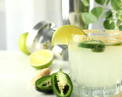 Wat is “fricy”, de fruitig-pittige trend en hoe je deze aan tafel kunt reproduceren
