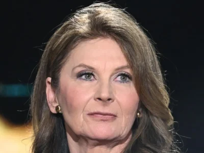 Wie is Katharina Miroslawa, de “Parma bidsprinkhaan”, geïnterviewd door Francesca Fagnani
