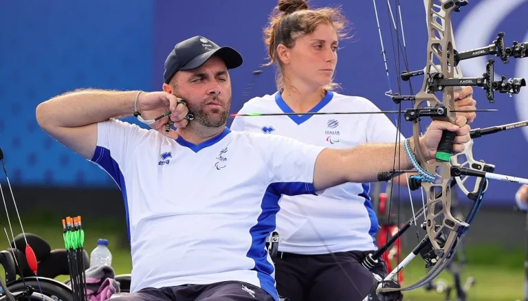 Wie is Matteo Bonacina, paralympische boogschutter van het Italiaanse nationale team