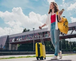 Reizen met AI, 59% van ons geeft er de voorkeur aan: de gids voor het perfecte reisschema