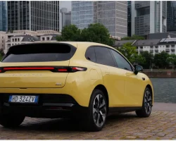 Leapmotor B05, de elektrische auto die emoties doet oplichten