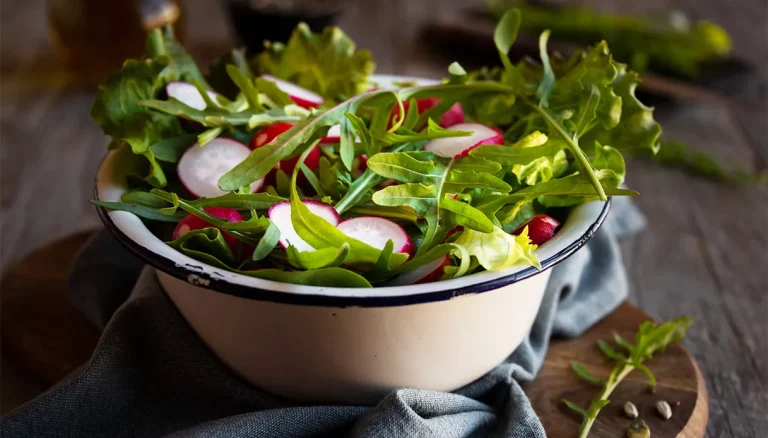 Rucola, waarom en hoe het kan helpen overgewicht onder controle te houden en meer