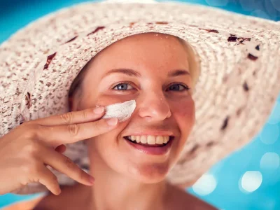 Zonne-exposoom, wat het is en hoeveel op maat gemaakte biologische fotobescherming tegen de zon er toe doet