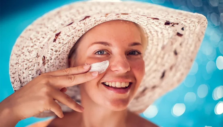Zonne-exposoom, wat het is en hoeveel op maat gemaakte biologische fotobescherming tegen de zon er toe doet