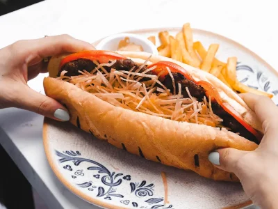 Ultrabewerkt voedsel, wat er werkelijk gebeurt volgens gastro-enterologische specialisten