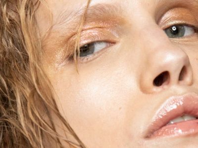 Lèvres givrées effet verre : le Lip Gloss Lifter Gel de Maybelline New York se vend comme des petits pains (aujourd’hui avec une remise)