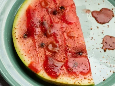 Chilipeper op fruit, ideaal in de zomer: de geheime eigenschap die goed voor je is