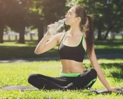 Drink je veel water, maar ben je wel echt gehydrateerd? De rol van elektrolyten