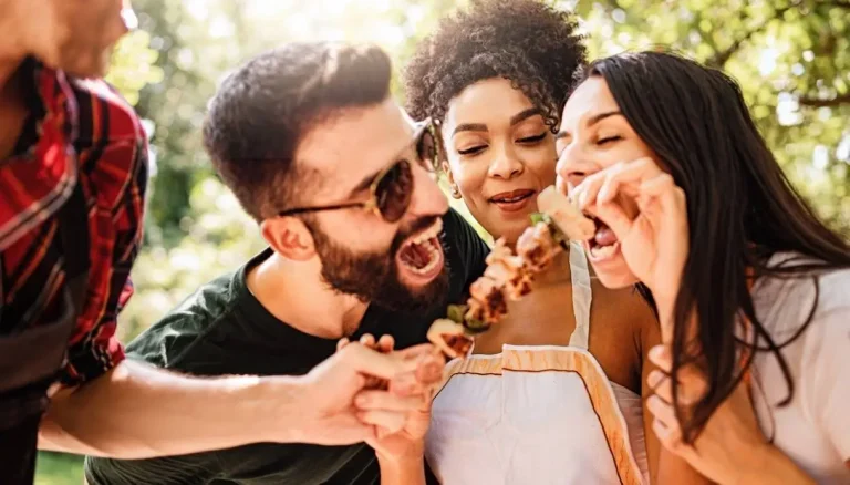 Geen gegrild vlees op 15 augustus, de regels voor een hittebestendige lunch van het Istituto Superiore di Sanità