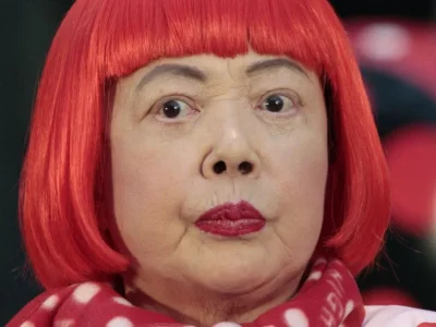 Yayoi Kusama dood, de beroemdste werken van de “polka dot queen”: zo veranderde ze de kunstgeschiedenis