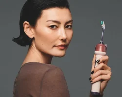 C’est donc vrai : Dyson a inventé la brosse à dents du futur. Se brosser les dents ne sera plus jamais pareil