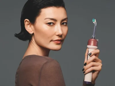 C’est donc vrai : Dyson a inventé la brosse à dents du futur. Se brosser les dents ne sera plus jamais pareil
