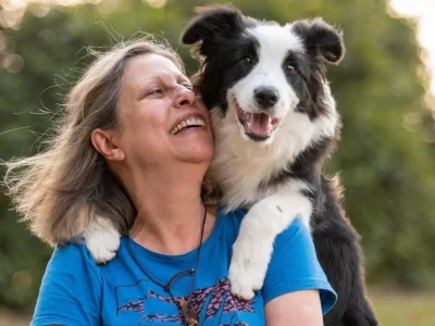 Het geheim om langer te leven zou uw hond kunnen zijn: wat de wetenschap zegt over Blue Zones