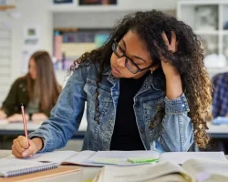 Concentratie op school, een maand nadat je bent begonnen, hier zijn de trucs om dit zonder inspanning (of investering) vol te houden