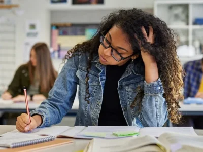 Concentratie op school, een maand nadat je bent begonnen, hier zijn de trucs om dit zonder inspanning (of investering) vol te houden