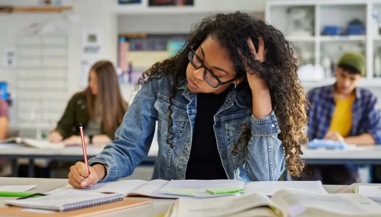 Concentratie op school, een maand nadat je bent begonnen, hier zijn de trucs om dit zonder inspanning (of investering) vol te houden