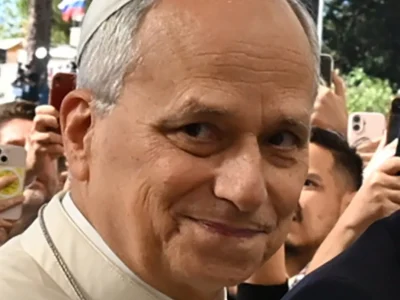 “Ademhalingsgymnastiek” en de kwestie van het vliegen naar Peru: wanneer paus Leo XIV in staat zal zijn terug te keren naar zijn publieke verplichtingen