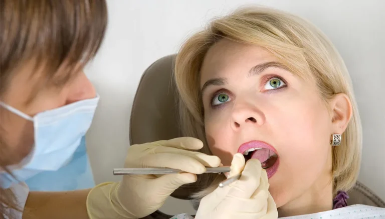 Regelmatige mondhygiëne voor een gezonde glimlach: ANDI Preventiemaand begint